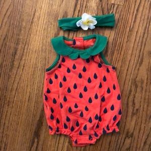 Strawberry bubble and headband. Like new condition